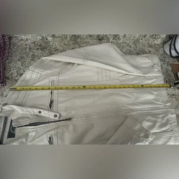 BKE Men’s Cream White Faux Leather Moto Jacket Size XL - Picture 11 of 11